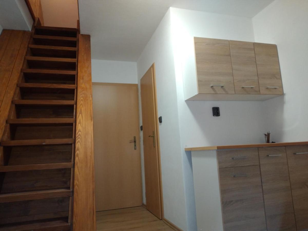 Kypruv Mlyn Villa Kninice Bagian luar foto